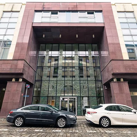 Center - Parking, Balcony, Workspace, Ac - By Rentujemy *