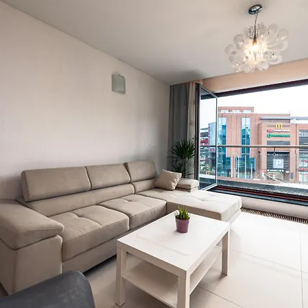Apartment Center - Parking, Balcony, Workspace, Ac - By Rentujemy