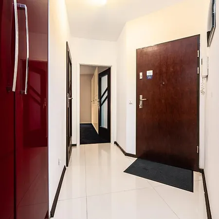 Apartment Center - Parking, Balcony, Workspace, Ac - By Rentujemy Wroclaw
