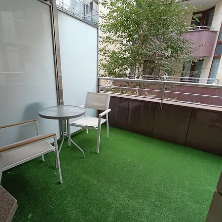Apartment Center - Parking, Balcony, Workspace, Ac - By Rentujemy *